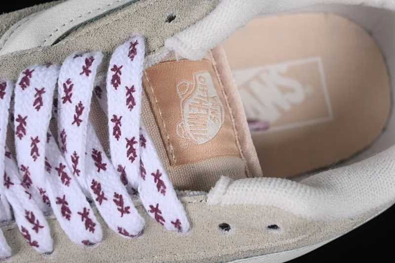 All categories Vans Vans series Vans Low Vans low-top Vans Knu Skool Vans low-top retro casual fat bread shoes VN000D6ZE2S